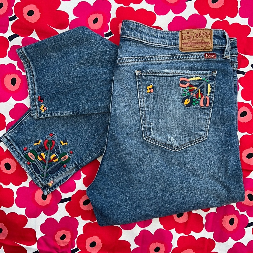 🌺 Vintage Lucky Brand Floral Embroidered Cropped Jeans 🌺